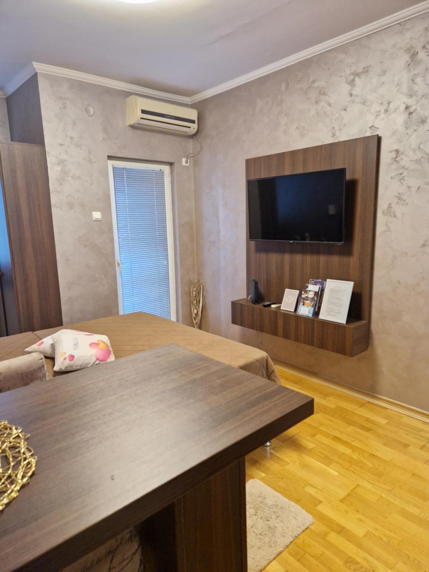 Apartman Studio Diamond Суботица Екстериор снимка