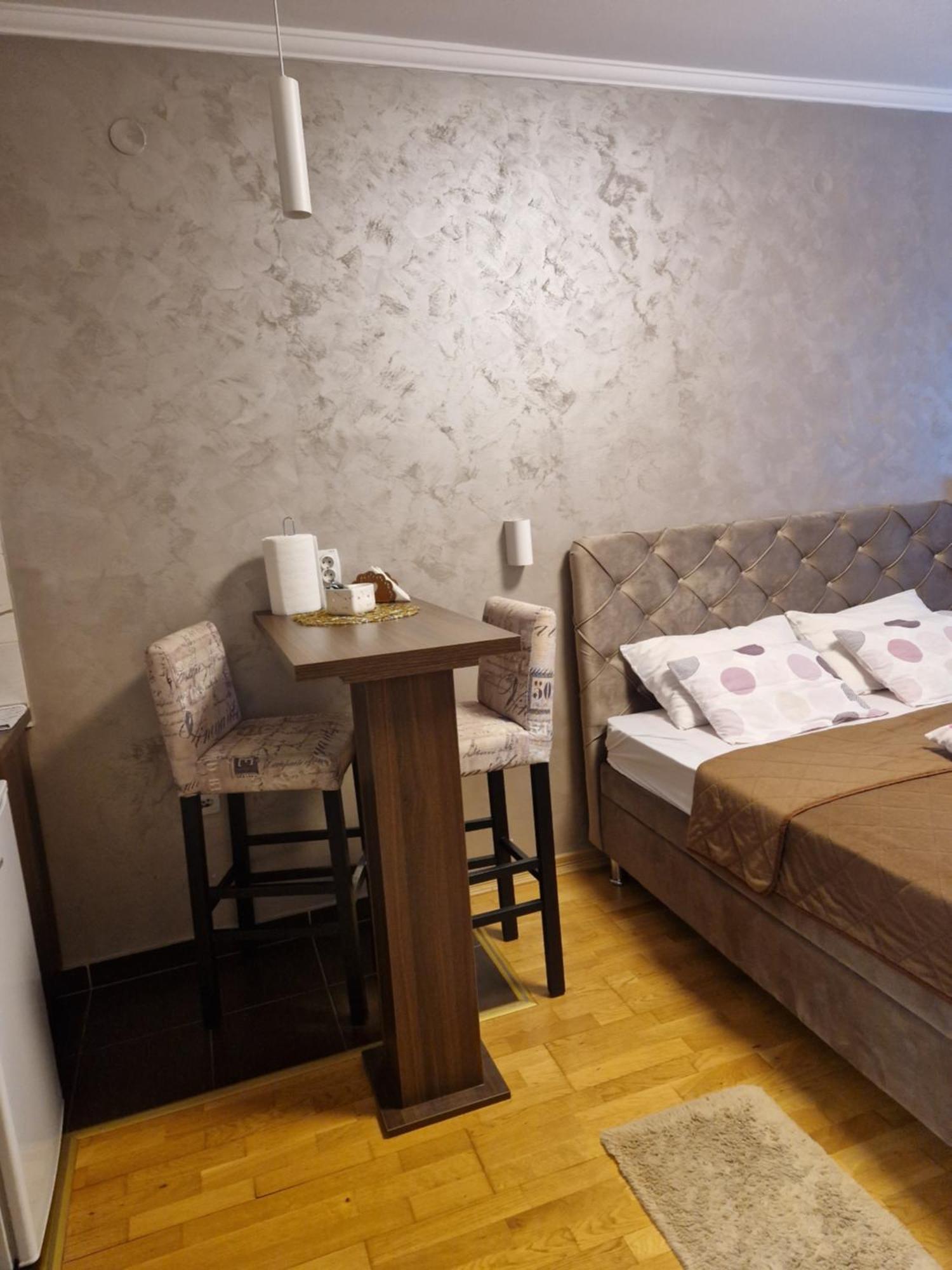 Apartman Studio Diamond Суботица Екстериор снимка